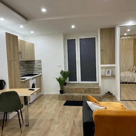 Appartement Luxe Jaune Saint-Etienne (Loire)